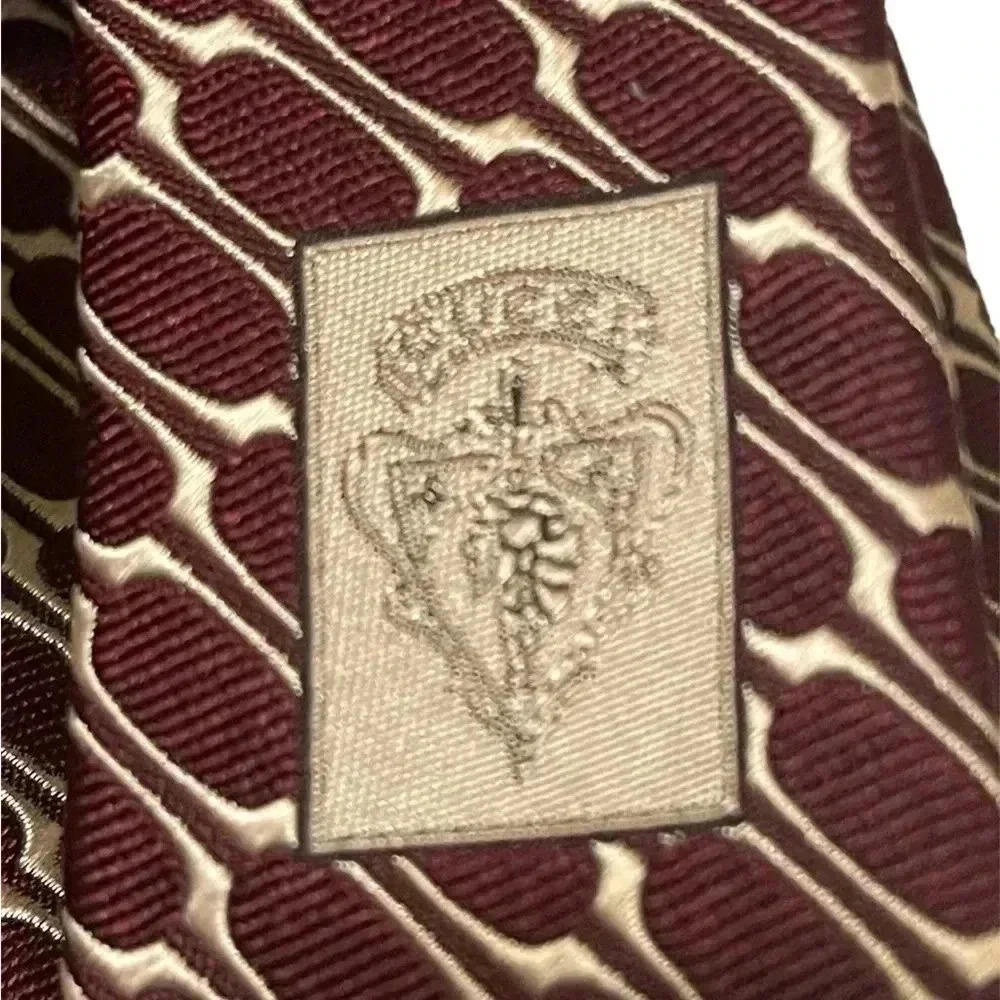 Gucci silk horsbit design tie in new conditions - Picture 4 of 8
